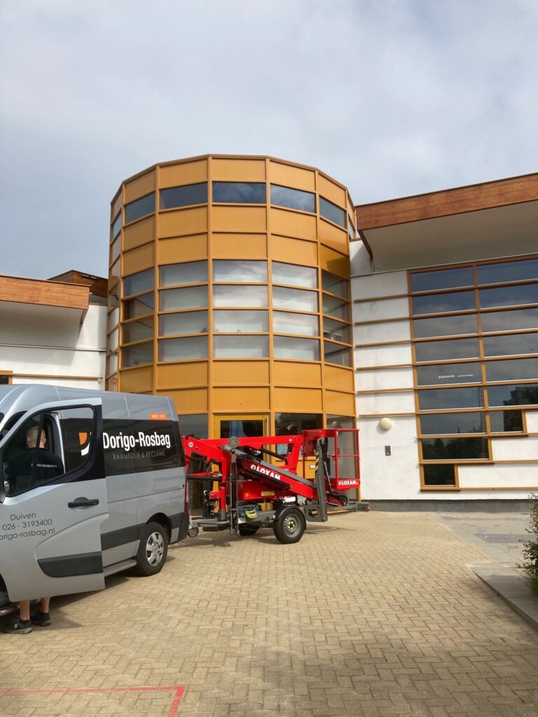 Dorigo-Rosbag bus op locatie